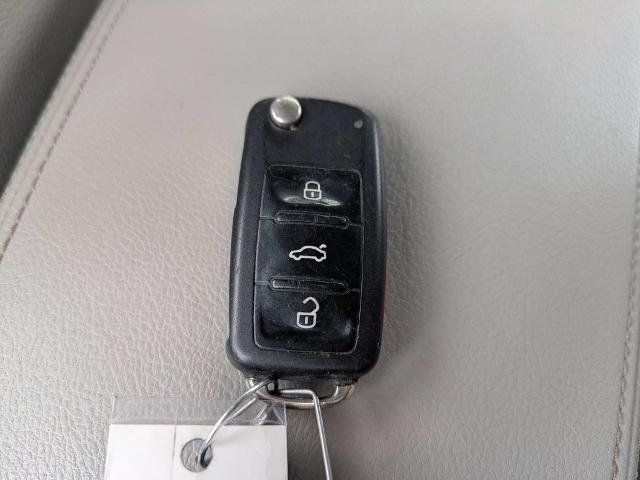 2015 Volkswagen Passat - $7,988