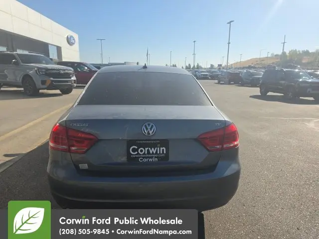 2015 Volkswagen Passat - $7,999