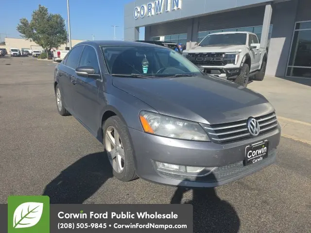 2015 Volkswagen Passat - $7,999