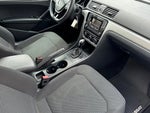 2016 Passat Thumbnail 20