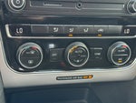 2016 Passat Thumbnail 24