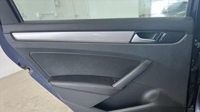 2015 Volkswagen Passat 1.8T Wolfsburg Edition