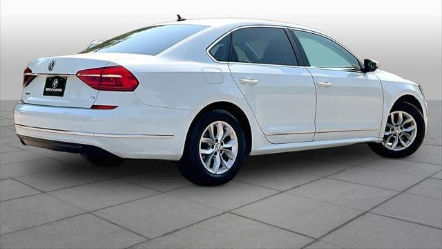 2016 Volkswagen Passat 1.8T S