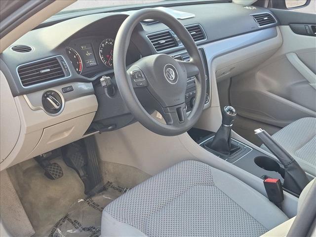 2014 Volkswagen Passat - $7,537