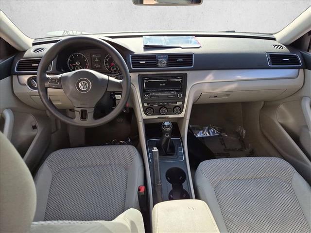 2014 Volkswagen Passat - $7,537