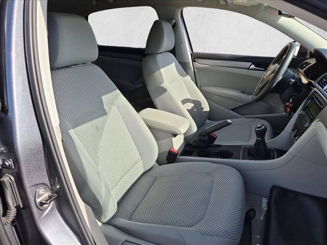 2014 Volkswagen Passat - $7,537