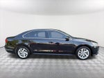 2018 Passat Thumbnail 4