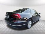 2018 Passat Thumbnail 5