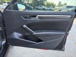 2018 Passat Thumbnail 14