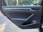 2018 Passat Thumbnail 21
