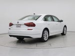2018 Passat Thumbnail 8