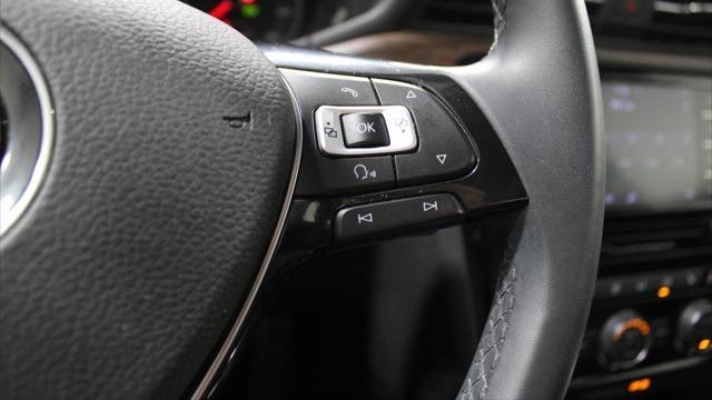2022 Volkswagen Passat Limited Edition