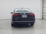 2018 Passat Thumbnail 6
