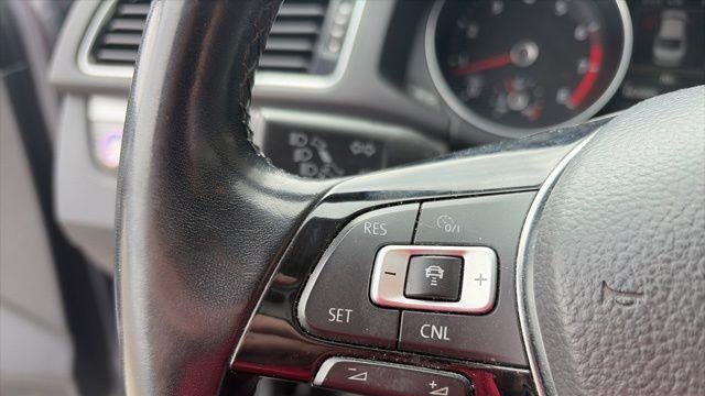 2018 Volkswagen Passat 2.0T SE