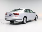 2018 Passat Thumbnail 8