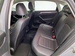 2018 Passat Thumbnail 20