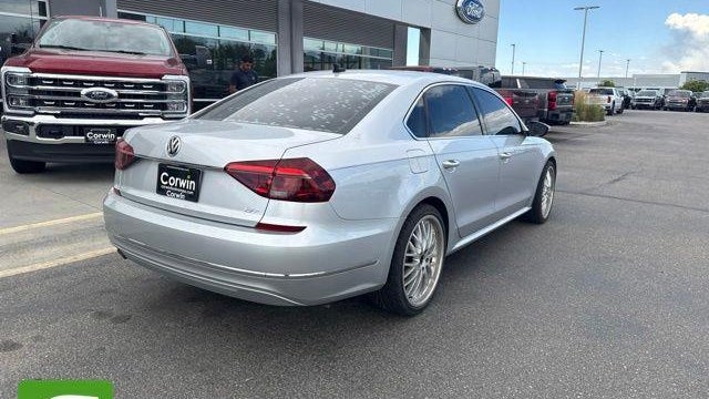 2018 Volkswagen Passat 2.0T SE