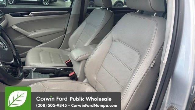 2018 Volkswagen Passat 2.0T SE