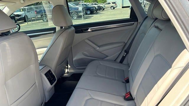 2018 Volkswagen Passat 2.0T SE