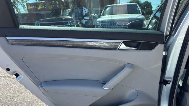 2018 Volkswagen Passat 2.0T SE
