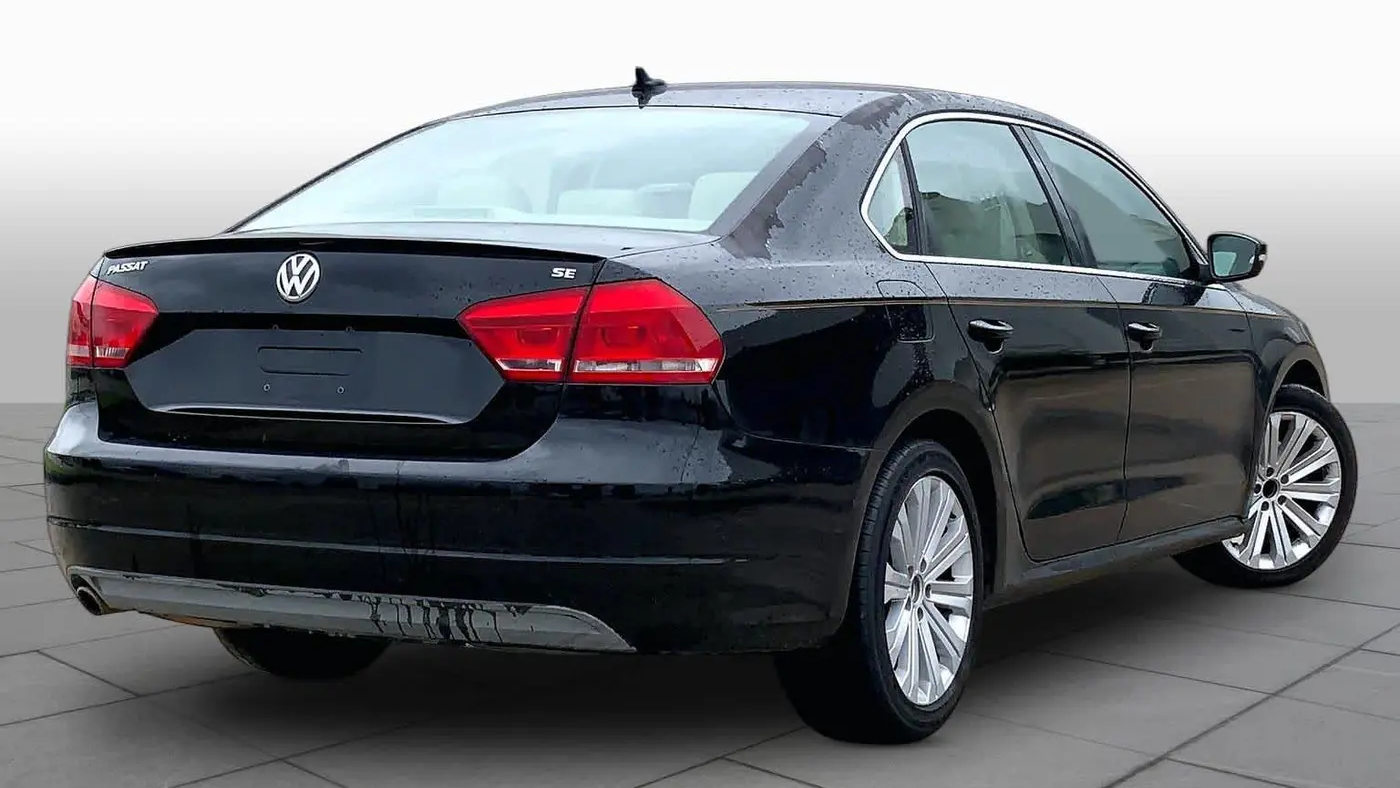 2013 Volkswagen Passat SE