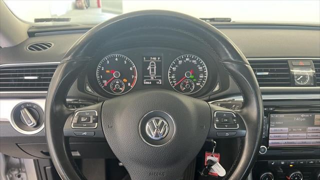 2013 Volkswagen Passat SE PZEV