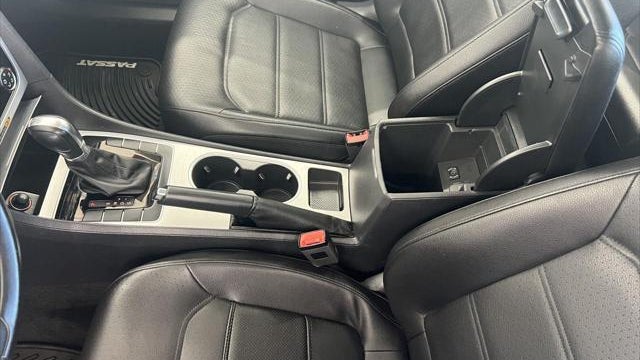 2013 Volkswagen Passat SE PZEV