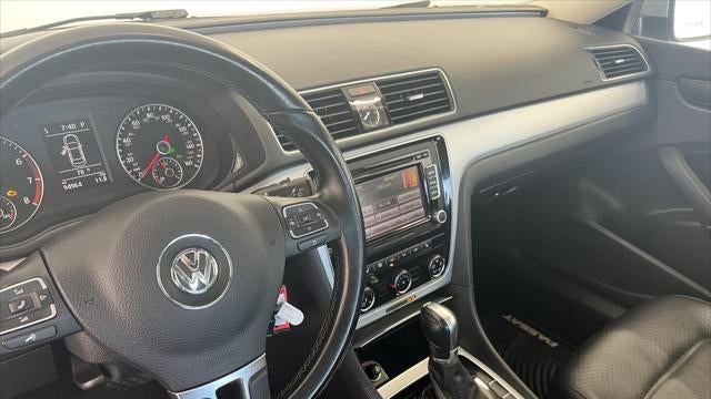 2013 Volkswagen Passat SE PZEV