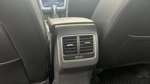2013 Volkswagen Passat SE PZEV