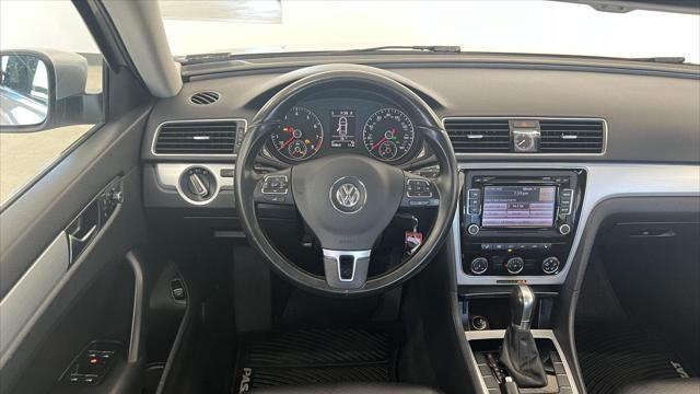 2013 Volkswagen Passat SE PZEV