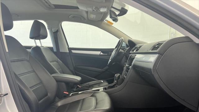 2013 Volkswagen Passat SE PZEV