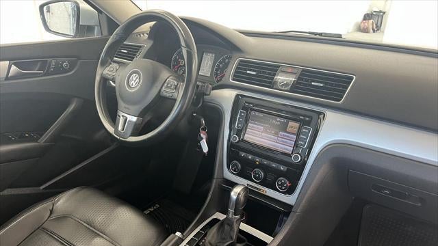 2013 Volkswagen Passat SE PZEV