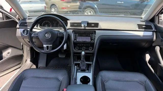 2014 Volkswagen Passat 1.8T SE
