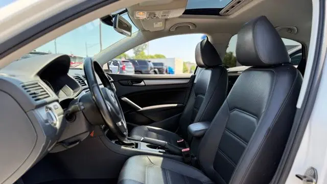 2014 Volkswagen Passat 1.8T SE
