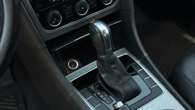 2014 Volkswagen Passat 1.8T SE