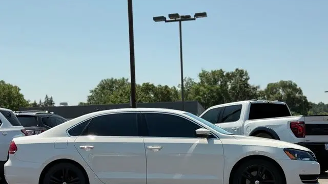 2014 Volkswagen Passat 1.8T SE