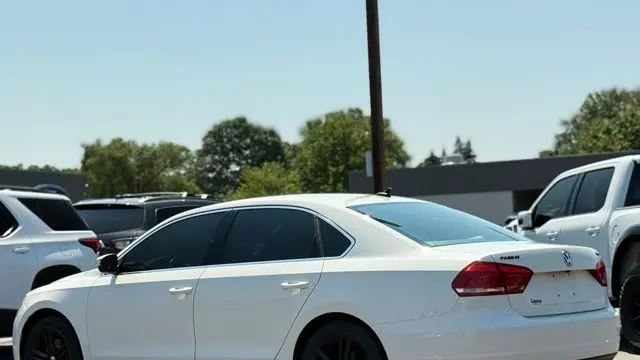 2014 Volkswagen Passat 1.8T SE