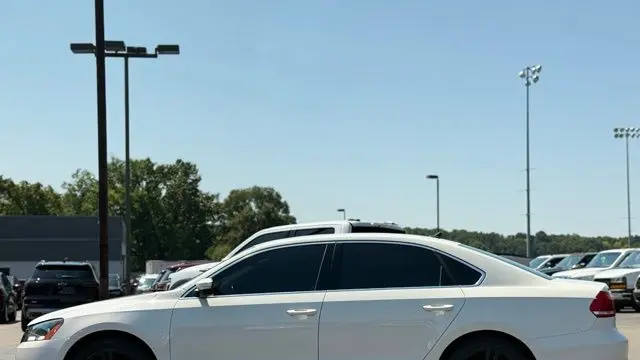 2014 Volkswagen Passat 1.8T SE