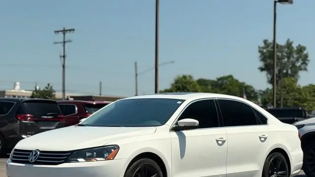 2014 Volkswagen Passat 1.8T SE