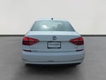 2016 Passat Thumbnail 4