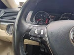 2017 Passat Thumbnail 24