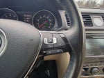 2017 Passat Thumbnail 25