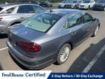 2017 Passat Thumbnail 11