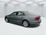 2017 Passat Thumbnail 7