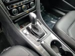 2017 Passat Thumbnail 20