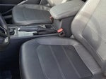2017 Passat Thumbnail 22