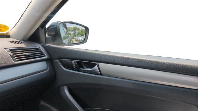 2014 Volkswagen Passat 1.8T SE PZEV