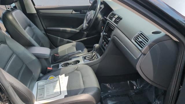 2014 Volkswagen Passat 1.8T SE PZEV