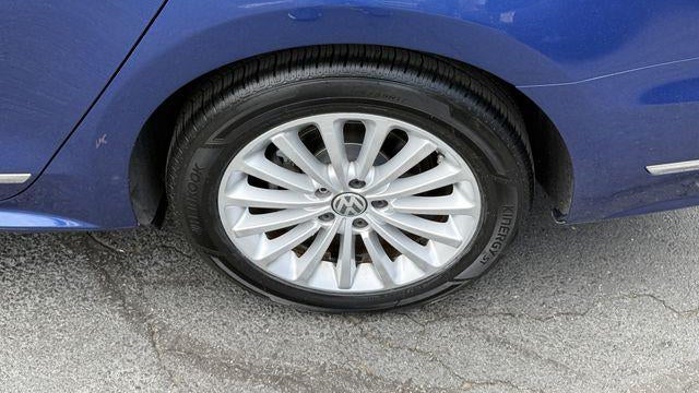 2016 Volkswagen Passat 1.8T SE