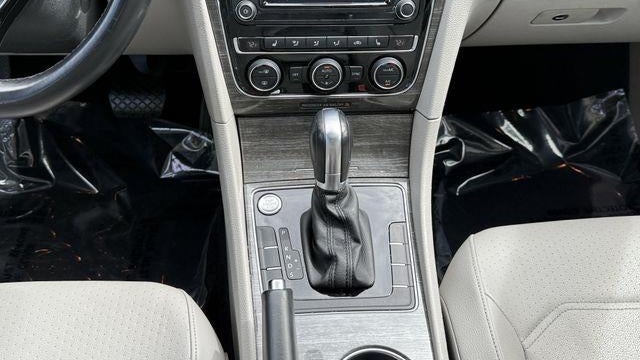 2016 Volkswagen Passat 1.8T SE